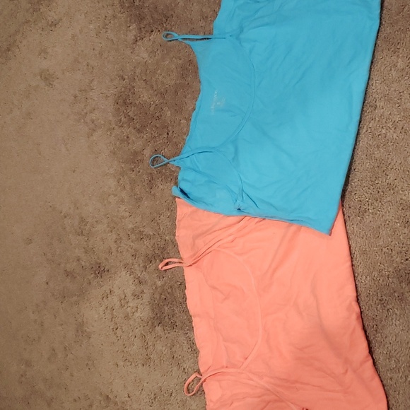 Women's camisoles - Picture 1 of 2